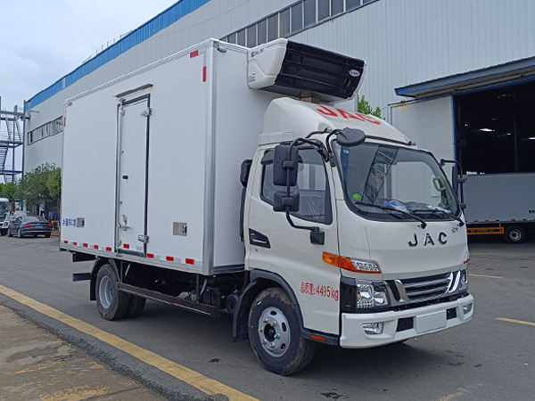 江淮骏铃V5冷藏车