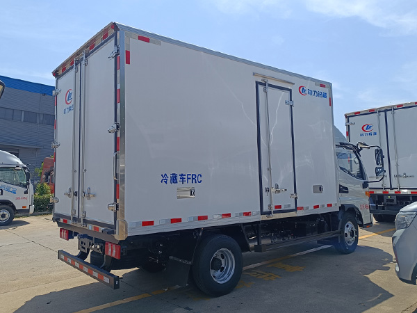 江淮骏铃V5冷藏车