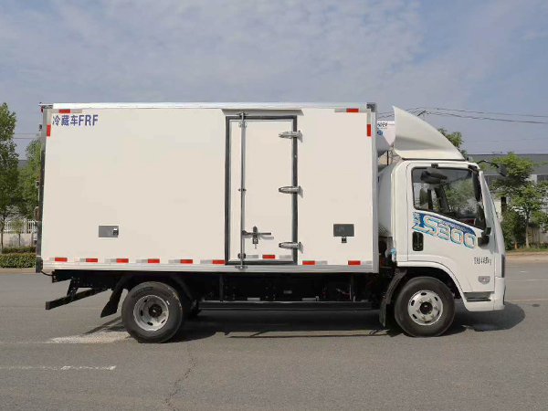 陕汽智云S300冷藏车