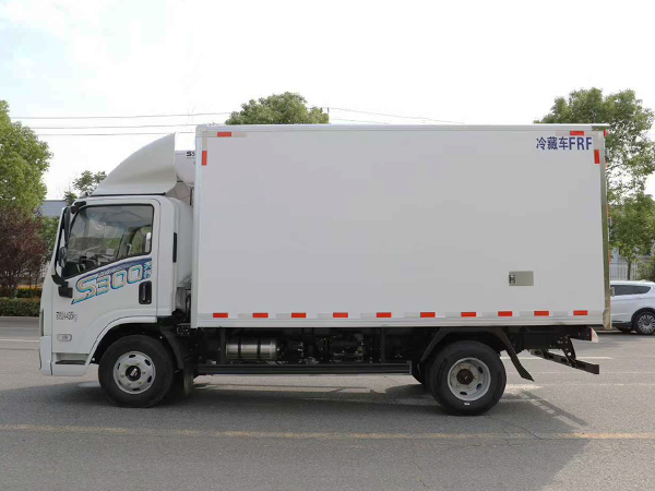 陕汽智云S300冷藏车