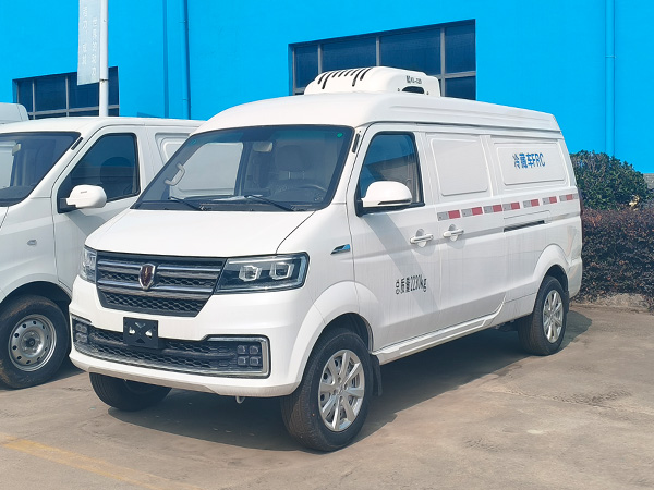 金杯新海狮S冷藏车