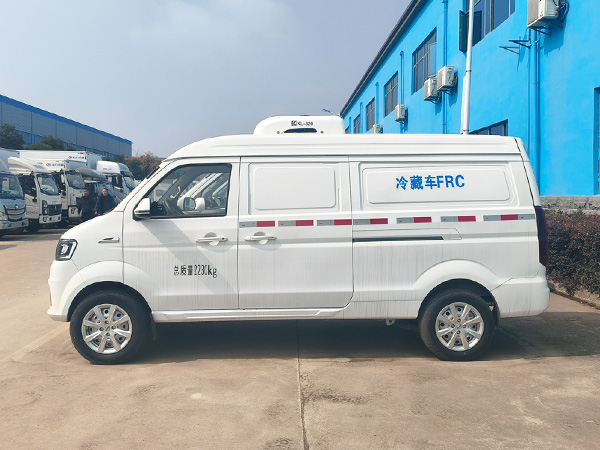 金杯新海狮S冷藏车