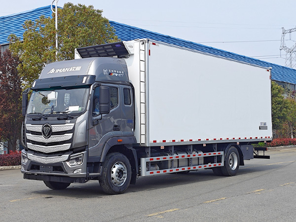 福田欧曼行星冷藏车