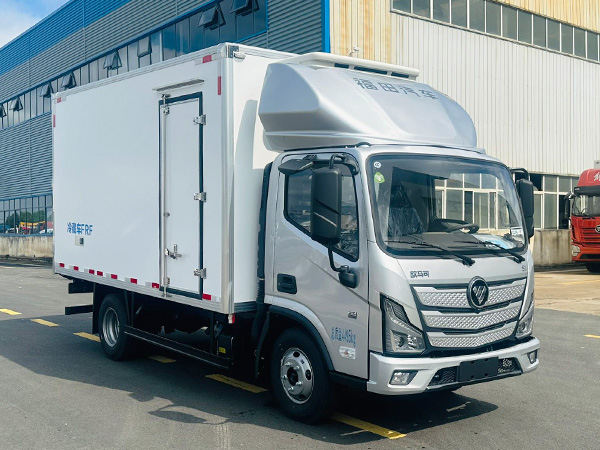 新款福田欧马可S1冷藏车