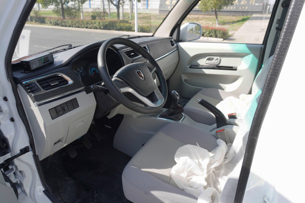 华晨鑫源金杯小海狮冷藏车，鑫源金杯小海狮冷藏车，金杯小海狮面包冷藏车，鑫源汽车金杯海狮面包冷藏车