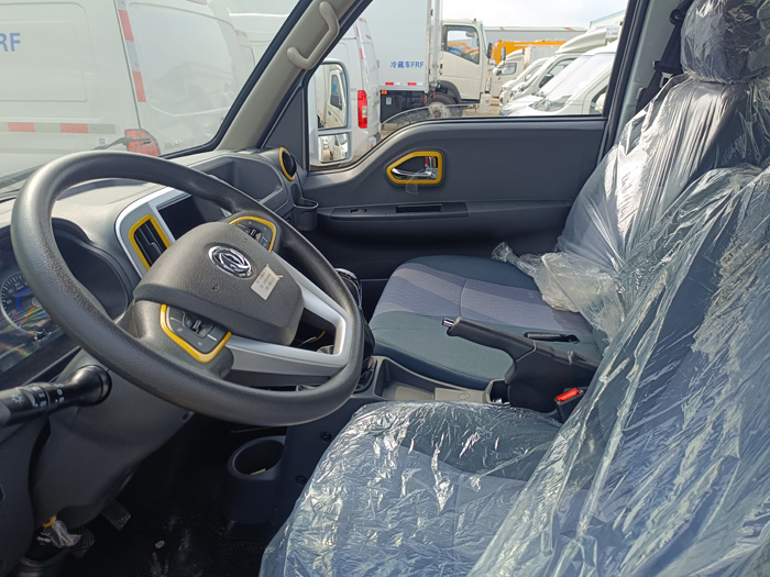 东风途逸冷藏车，东风途逸柴油版冷藏车，东风途逸T5冷藏车，东风小型冷藏车