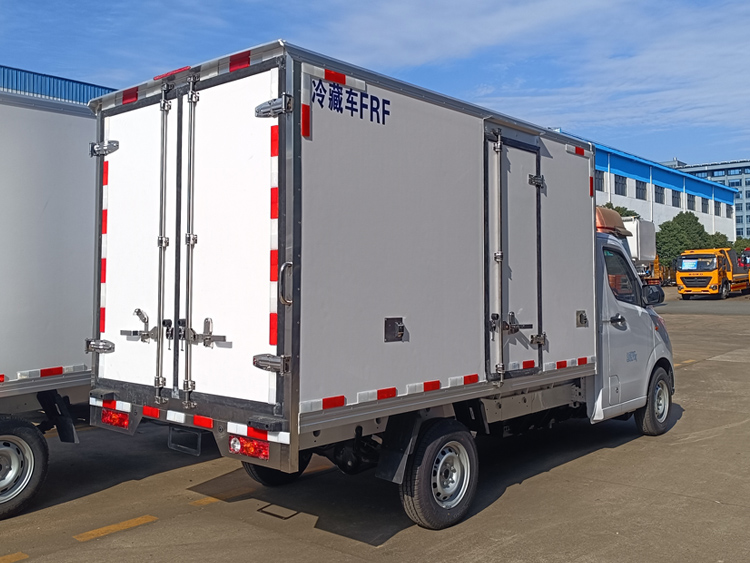 吉利远程星享F1E冷藏车，吉利远程F1E冷藏车，吉利远程纯电动小型冷藏车，吉利小型纯电动冷藏车