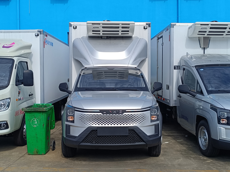 菱势黄金卡冷藏车，五菱菱势黄金卡纯电动冷藏车，菱势黄金卡后双轮冷藏车，五菱菱势纯电动小型冷藏车