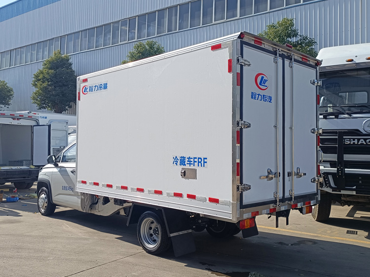 菱势黄金卡冷藏车，五菱菱势黄金卡纯电动冷藏车，菱势黄金卡后双轮冷藏车，五菱菱势纯电动小型冷藏车