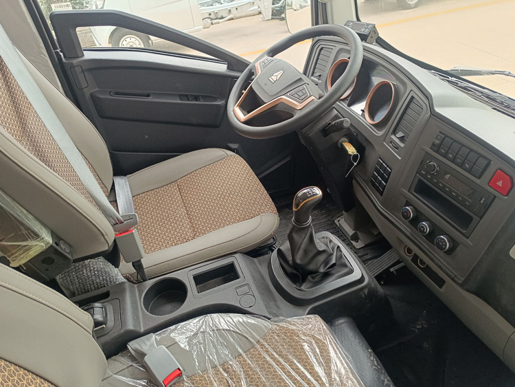 重汽豪沃七星悍将H3冷藏车，重汽豪沃悍将冷藏车，重汽豪沃悍将H3冷藏车，重汽豪沃4.2米冷藏车