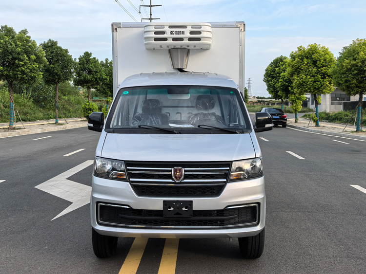 金杯金卡S2冷藏车，鑫源金杯S2冷藏车，鑫源汽车金杯金卡冷藏车，金杯S2小型冷藏车