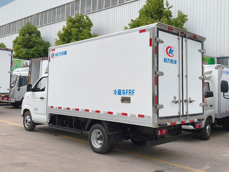 开瑞小象X7冷藏车，开瑞小象X7纯电动冷藏车，开瑞X7冷藏车，开瑞X7纯电冷藏车